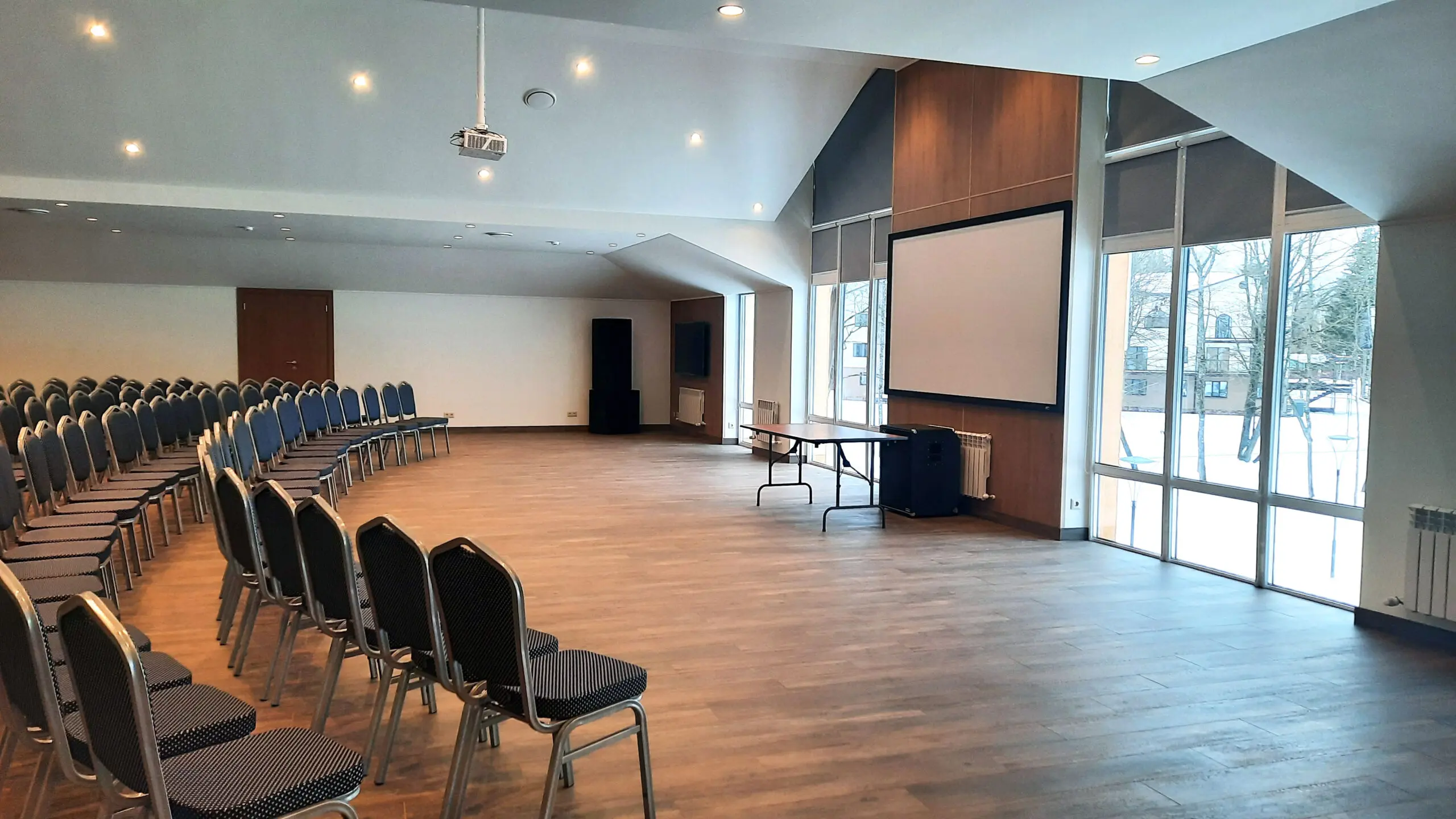 Конференц-зал большой