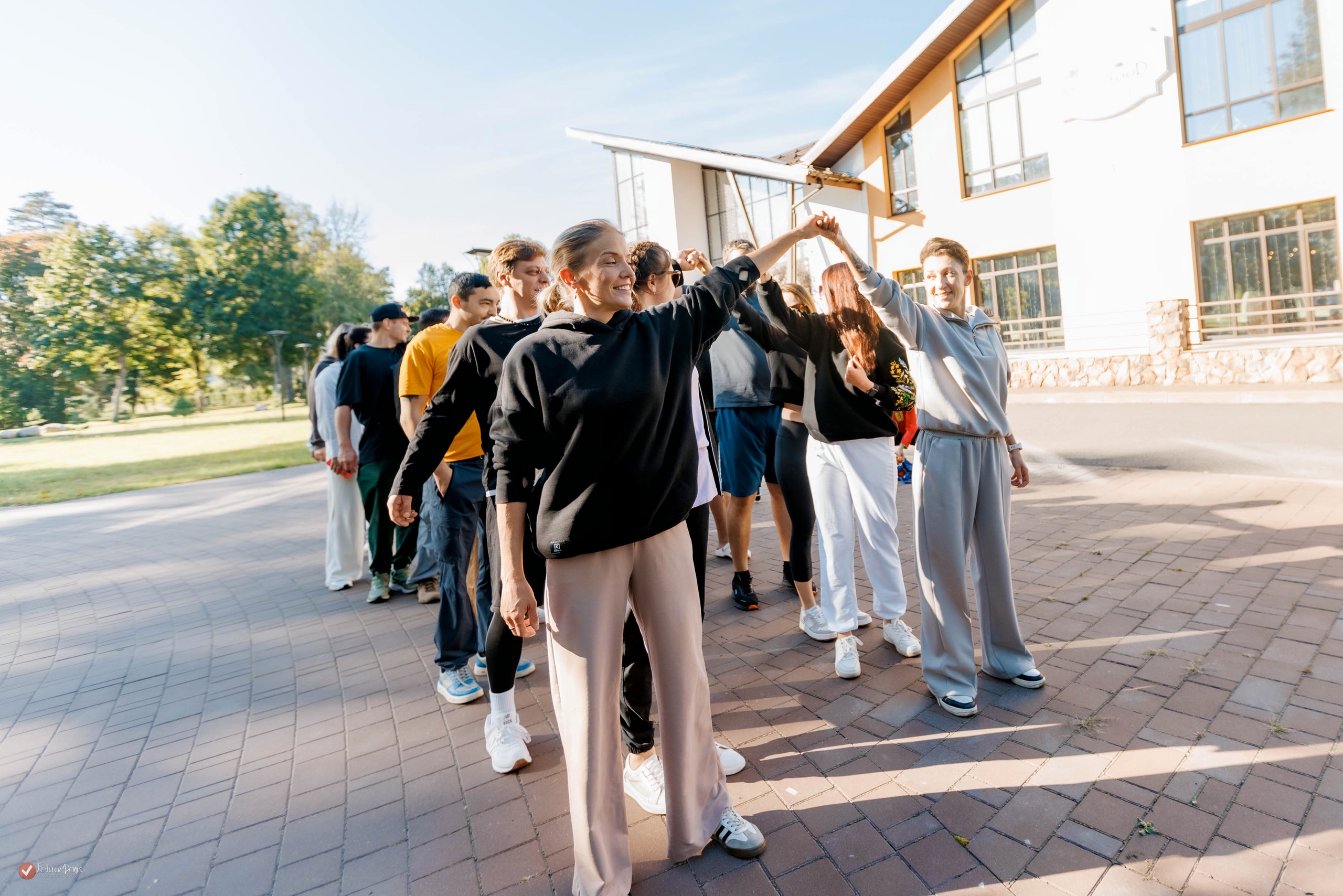 Пионерский лагерь для взрослых