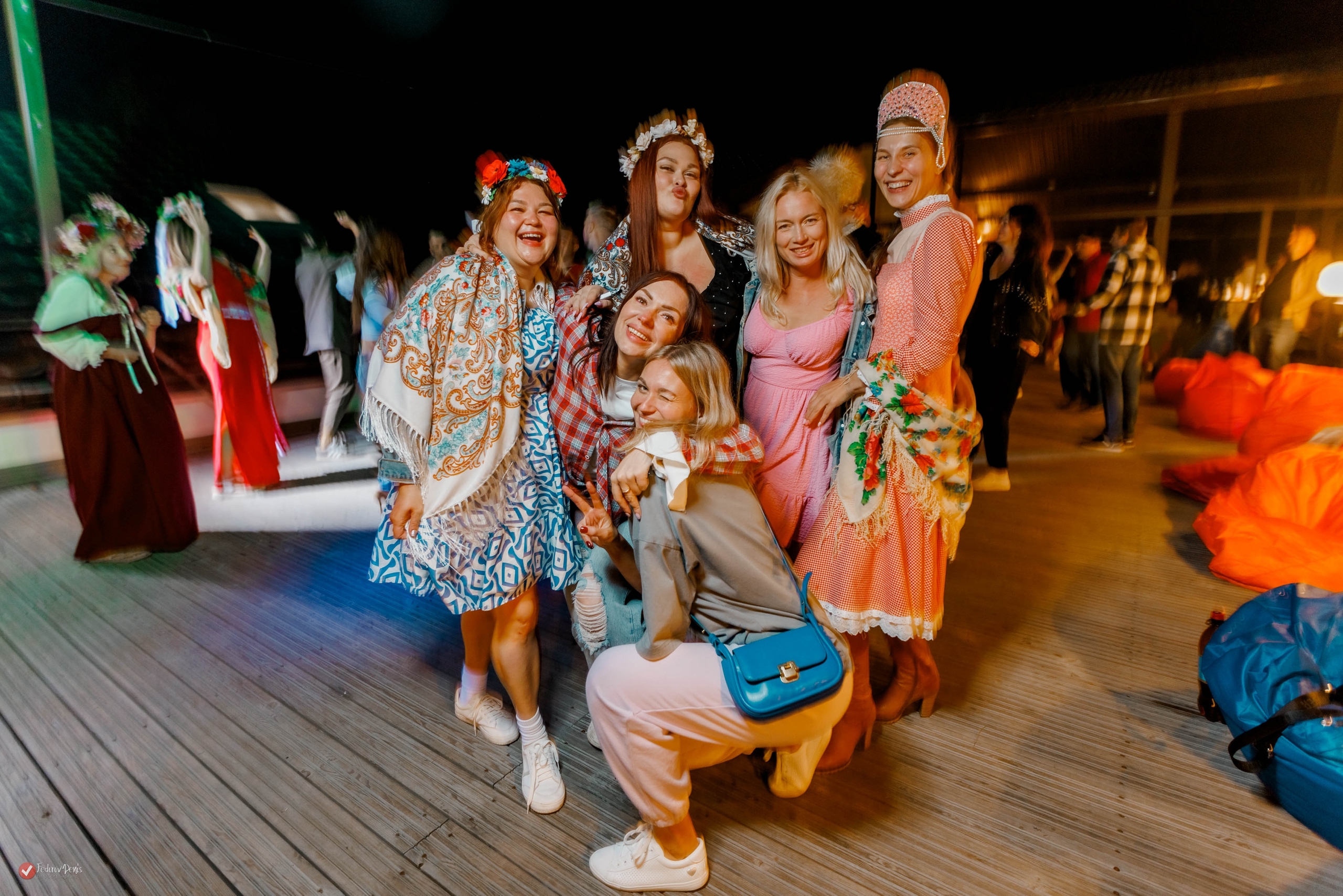 Пионерский лагерь для взрослых