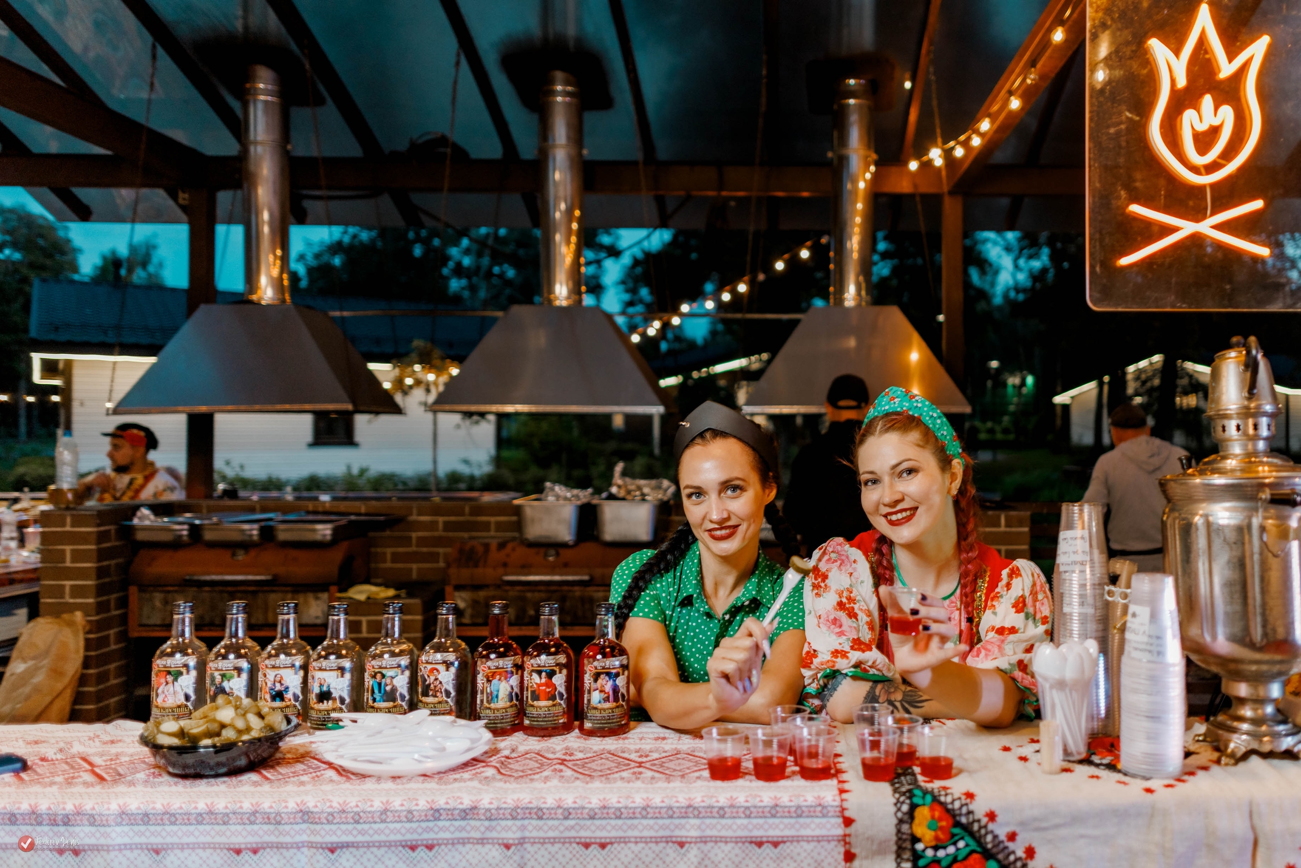 Пионерский лагерь для взрослых